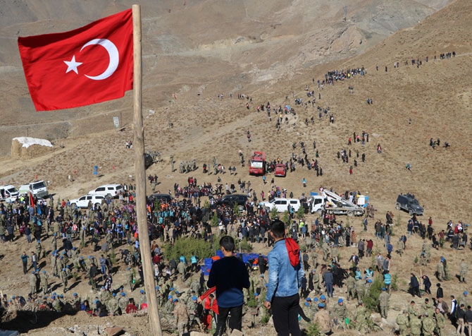 Hakkari'de fidan dikimi etkinliği 19