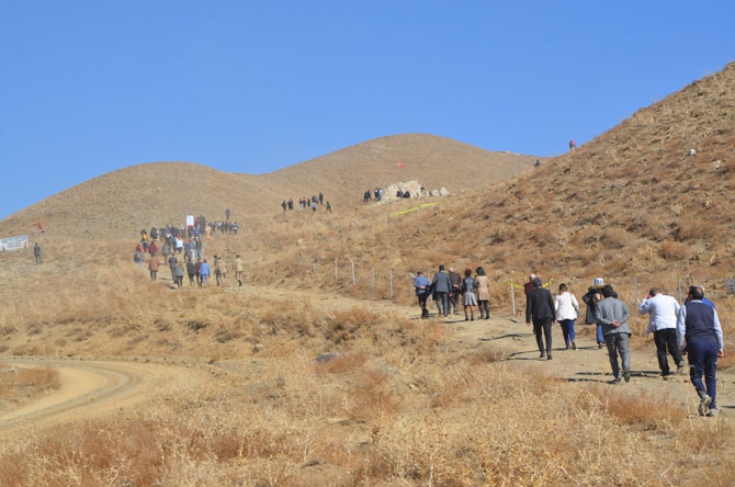 Hakkari'de fidan dikimi etkinliği 24
