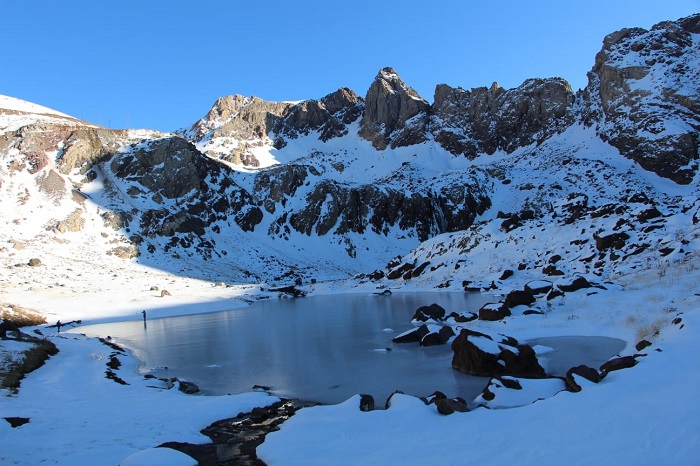 Hakkari'de ilk defa Cilo Sat Gölleri kar ile görüntülendi 7