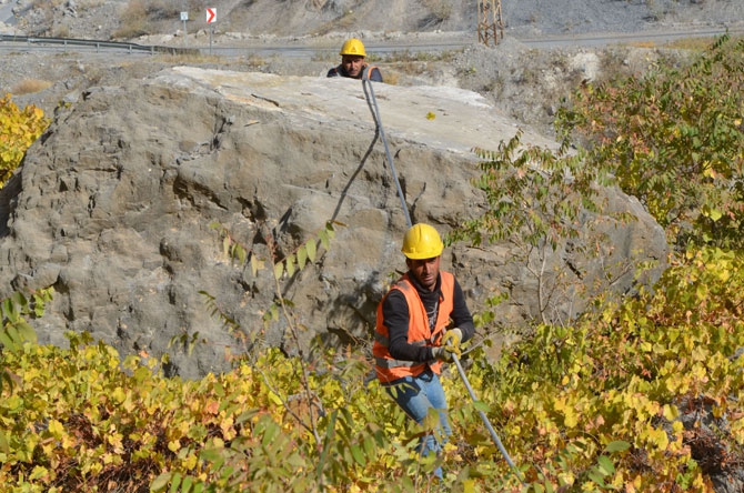 VEDAŞ Ekiplerinin Zap'ta zorlu mesaisi 13
