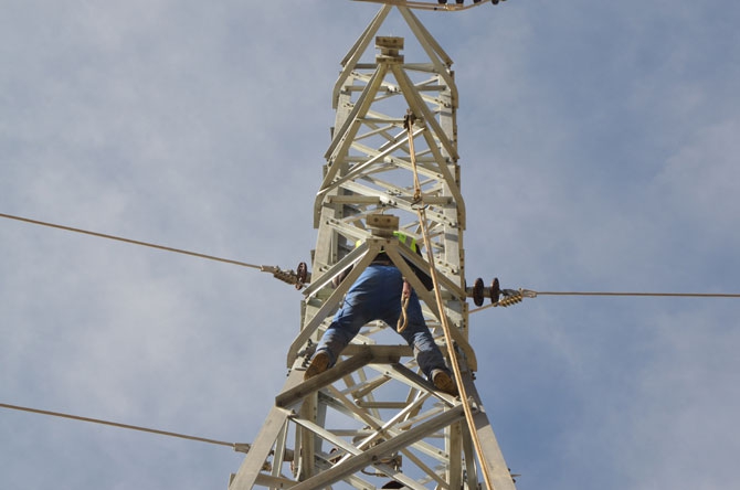 VEDAŞ Ekiplerinin Zap'ta zorlu mesaisi 4