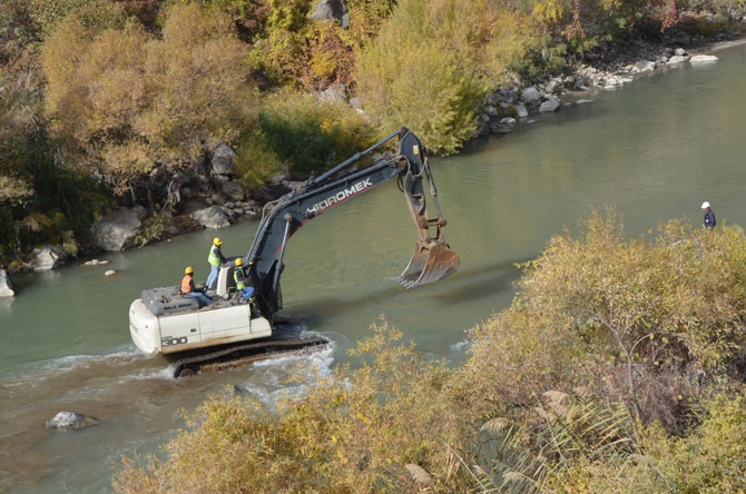 VEDAŞ Ekiplerinin Zap'ta zorlu mesaisi 5