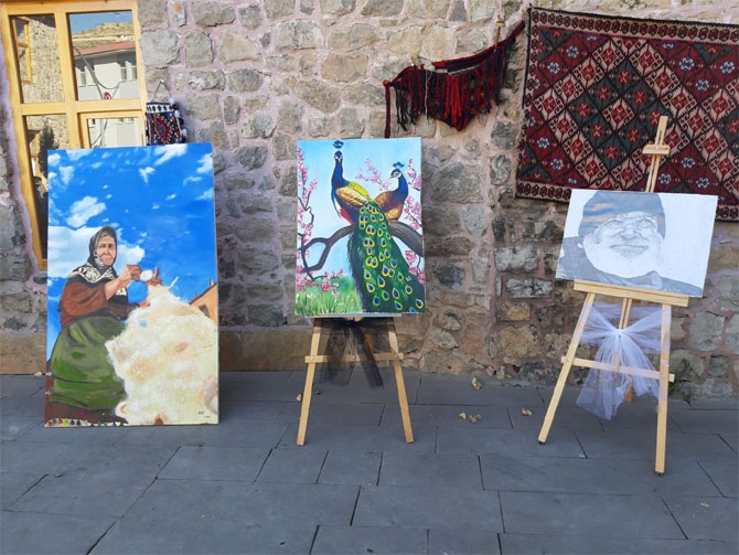 Çukurca'nın ilk resim sergisine yoğun ilgi! 11