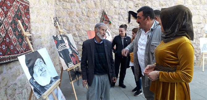 Çukurca'nın ilk resim sergisine yoğun ilgi! 17