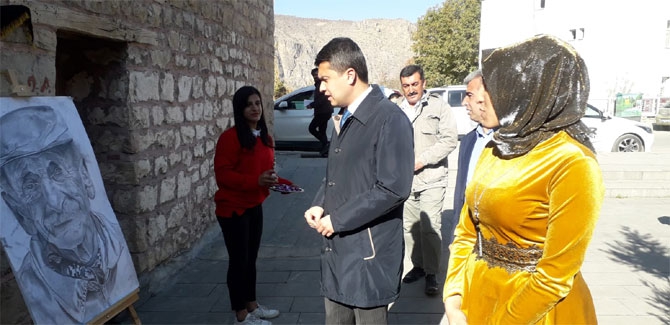 Çukurca'nın ilk resim sergisine yoğun ilgi! 4