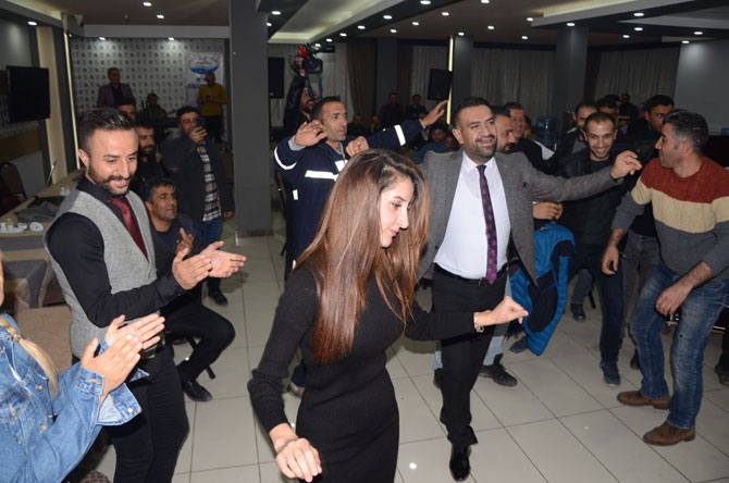 VEDAŞ Müdürü Özdemir'e veda 55