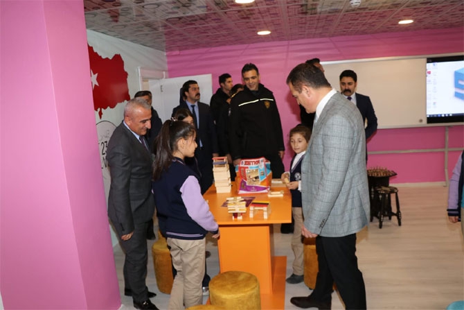 Hakkari'de Bilişim ve Üretim Atölyesi açıldı 12