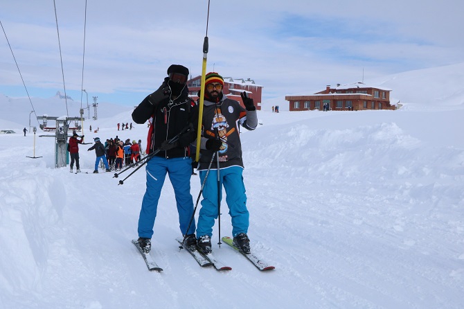 Hakkari'de kayak sezonu açıldı 8