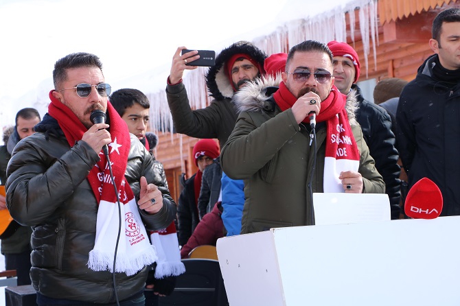 Hakkari'de, Sarıkamış şehitleri için yürüyüş 13