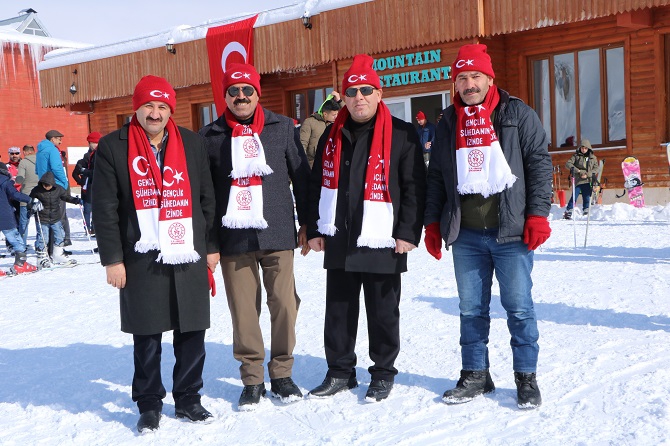 Hakkari'de, Sarıkamış şehitleri için yürüyüş 19