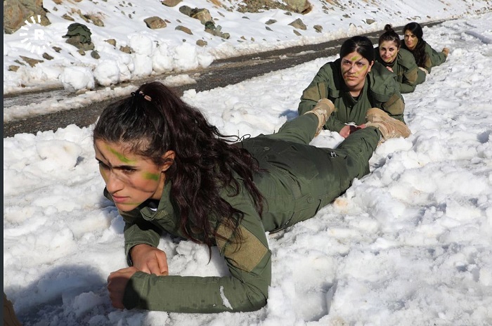 Böyle sıraya dizdiler! 15