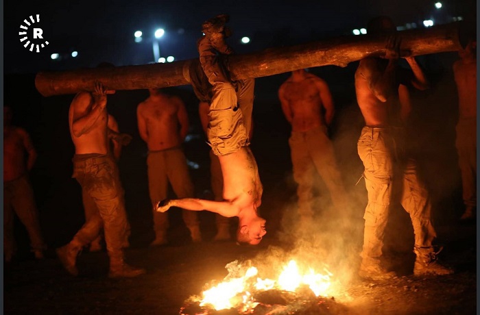 Böyle sıraya dizdiler! 6