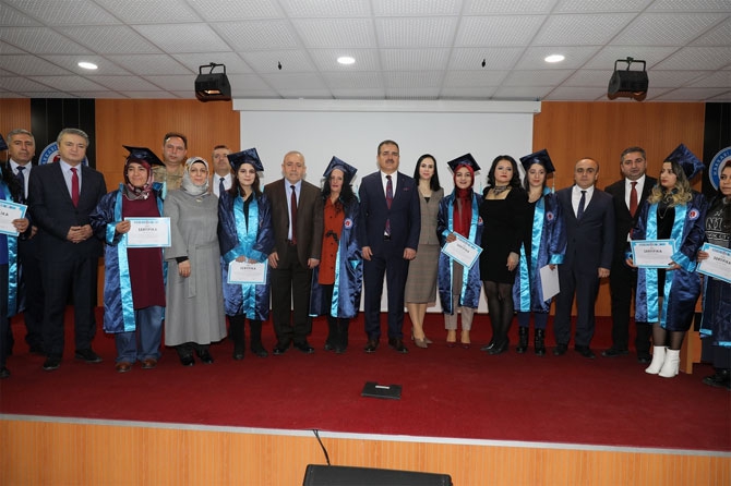 Hakkarili Girişimci kadınlar kep fırlattı 12