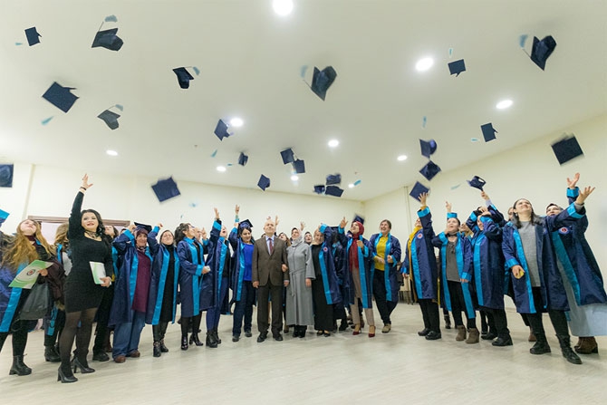 Hakkarili Girişimci kadınlar kep fırlattı 14