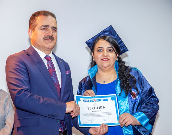 Hakkarili Girişimci kadınlar kep fırlattı 15