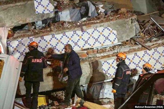 Deprem bölgesinden fotoğraflar 2