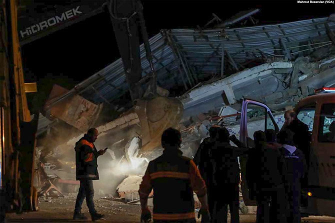 Deprem bölgesinden fotoğraflar 22