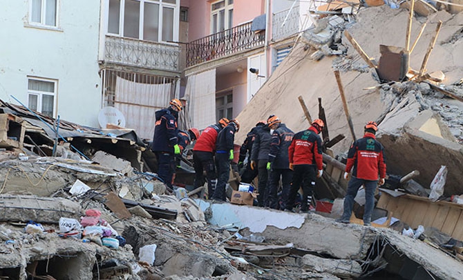 Deprem bölgesinden fotoğraflar 30