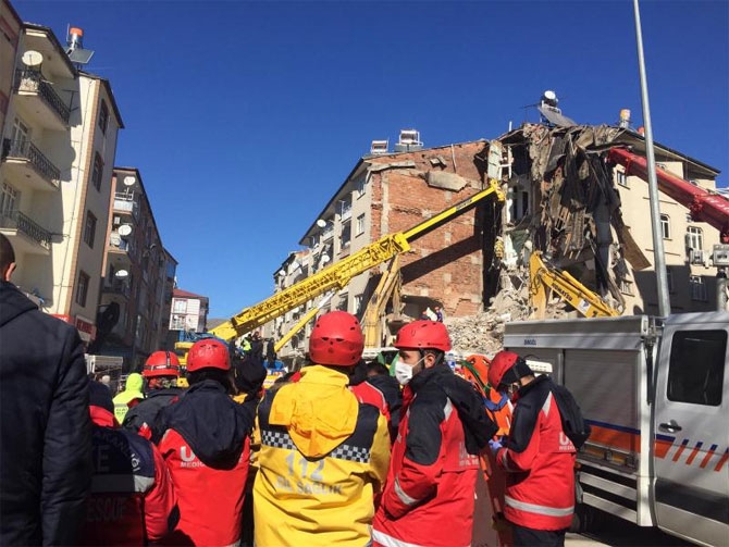 Deprem bölgesinden fotoğraflar 40