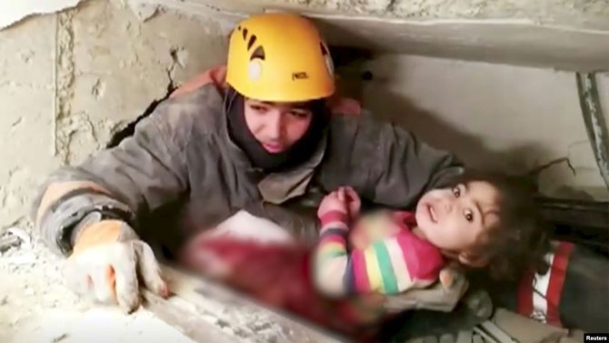 Deprem bölgesinden fotoğraflar 46