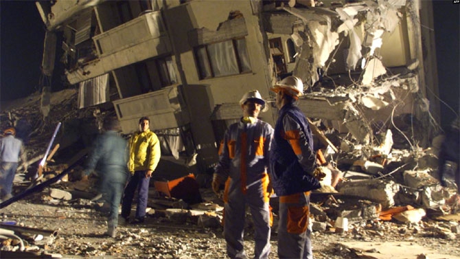 Deprem bölgesinden fotoğraflar 8