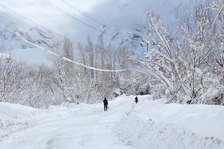 Gazeteci Mehmet Özkan Objektifinden Hakkari'de kış! 13