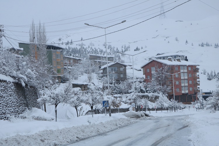 Gazeteci Mehmet Özkan Objektifinden Hakkari'de kış! 5