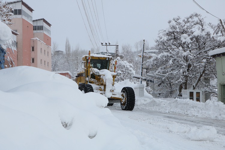 Gazeteci Mehmet Özkan Objektifinden Hakkari'de kış! 9