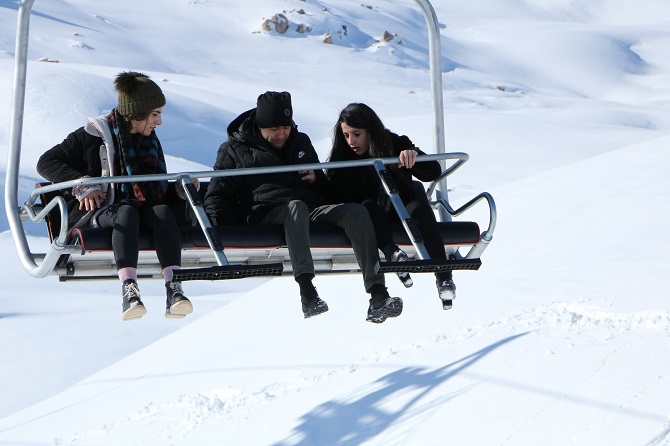 Hakkarililer hafta sonu kayak merkezine akın etti! 24