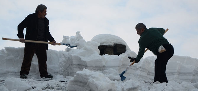 Hakkari’de kış çetin geçiyor 1