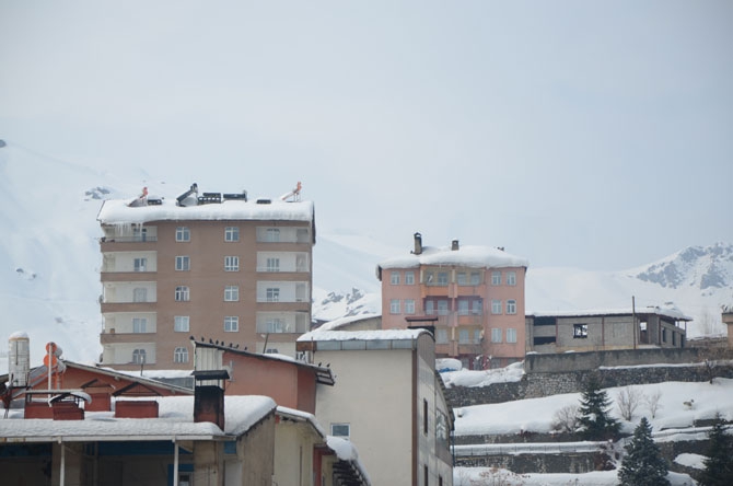 Hakkari’de kış çetin geçiyor 13