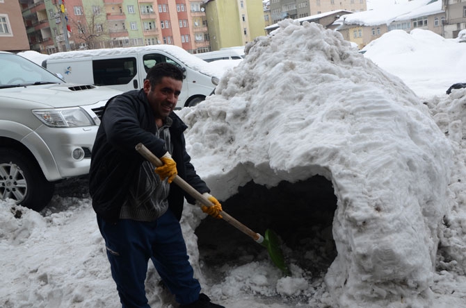 Hakkari’de kış çetin geçiyor 14