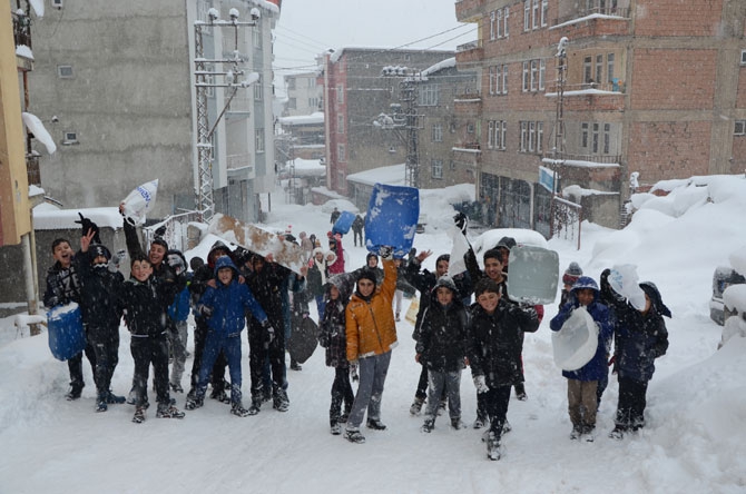 Hakkari’de kış çetin geçiyor 16