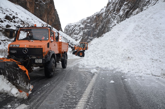 Hakkari’de kış çetin geçiyor 19
