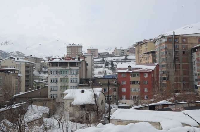 Hakkari’de kış çetin geçiyor 2
