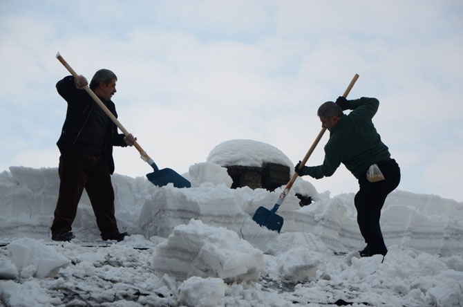 Hakkari’de kış çetin geçiyor 23