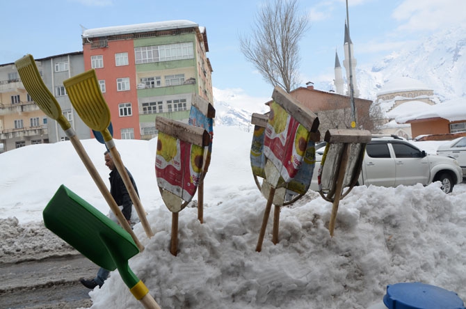 Hakkari’de kış çetin geçiyor 28