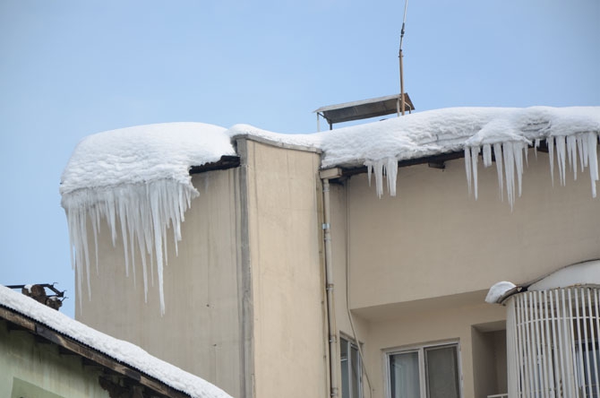 Hakkari’de kış çetin geçiyor 32