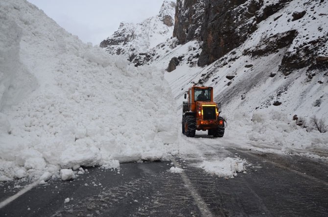Hakkari’de kış çetin geçiyor 46