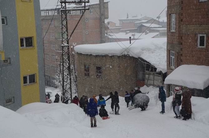 Hakkari’de kış çetin geçiyor 47