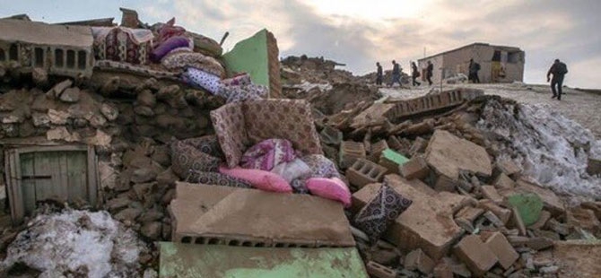 Başkale'deki yıkımdan fotoğraflar! 1