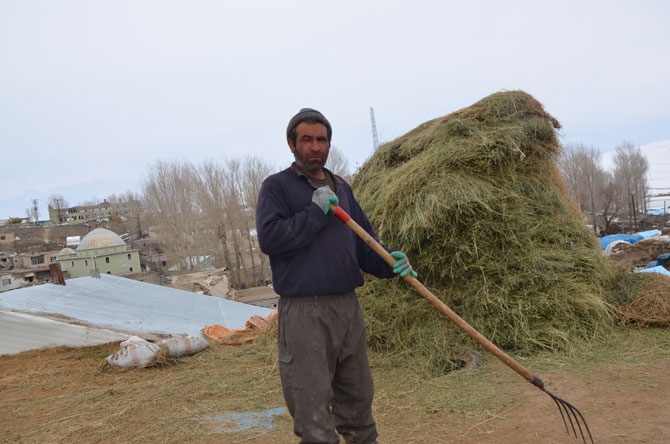Depremzedeler yardım eli bekliyor 25