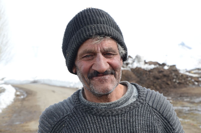 Depremzedeler yardım eli bekliyor 39