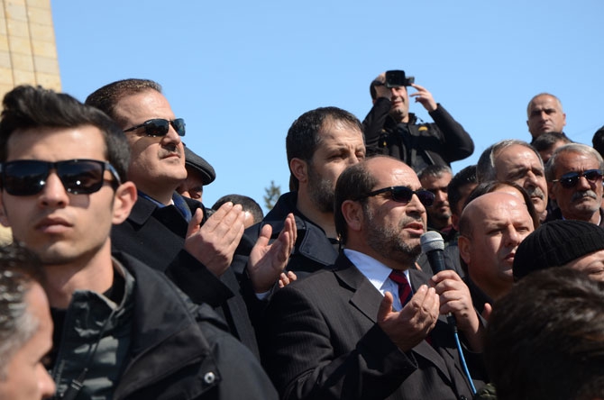 Hakkari'de 'Bahar Kalkanı Harekatına' destek yürüyüşü 13