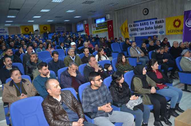 Eğitim-Sen Hakkari'de kongreye gitti! 15