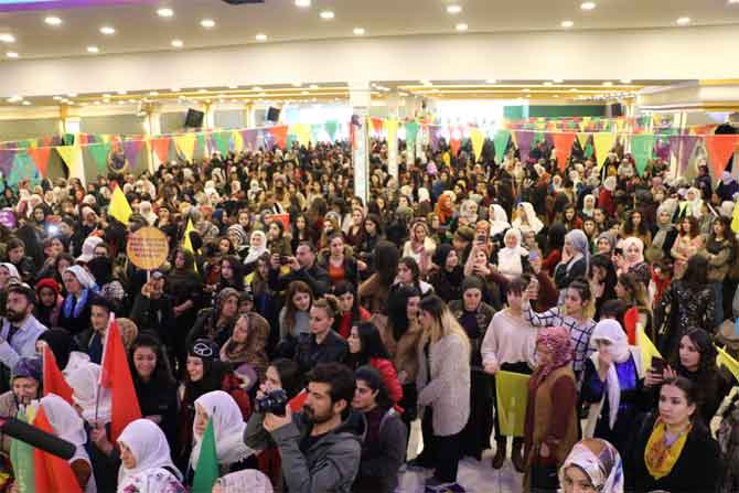 Fotoğraflarla 8 mart kadınlar günü! 23