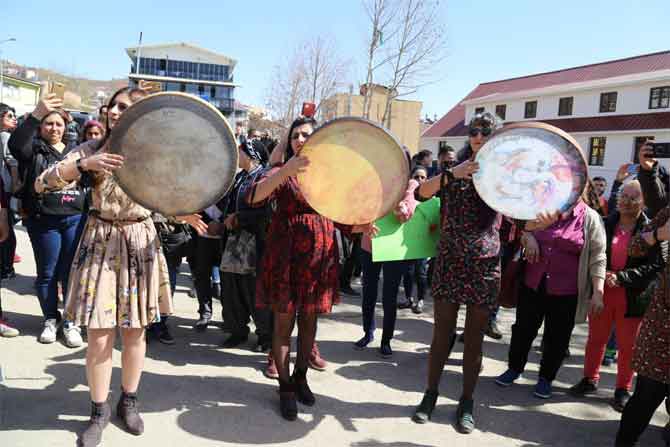 Fotoğraflarla 8 mart kadınlar günü! 27