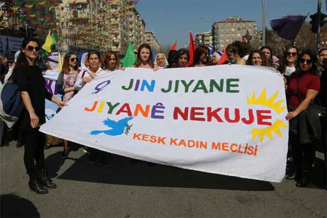 Fotoğraflarla 8 mart kadınlar günü! 30