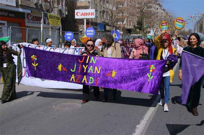 Fotoğraflarla 8 mart kadınlar günü! 39