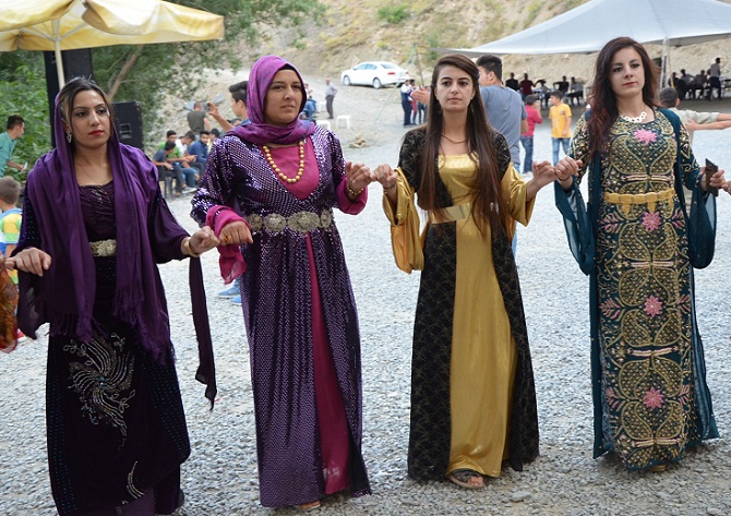 22-23-2017 Temmuz Ayı Hakkari Düğünleri 45